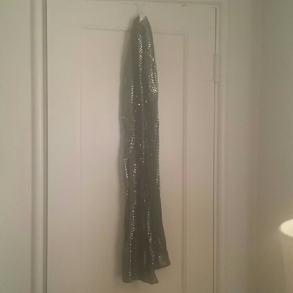 Black, Silver, and Gold Sparkly Shimmery Scarf - Picture 6 of 7